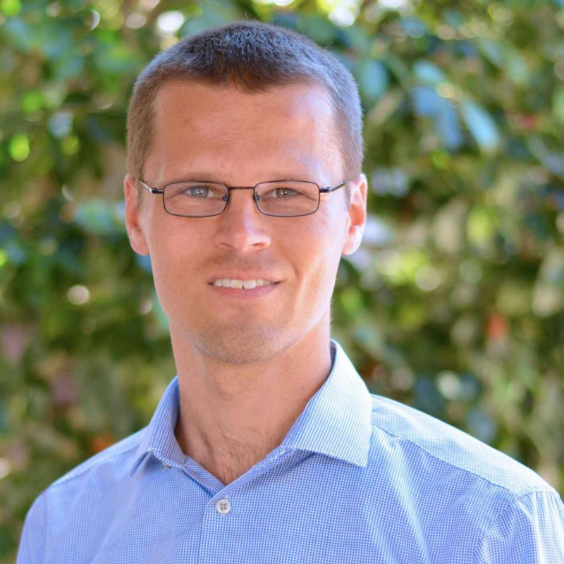 Jonas Meckling headshot